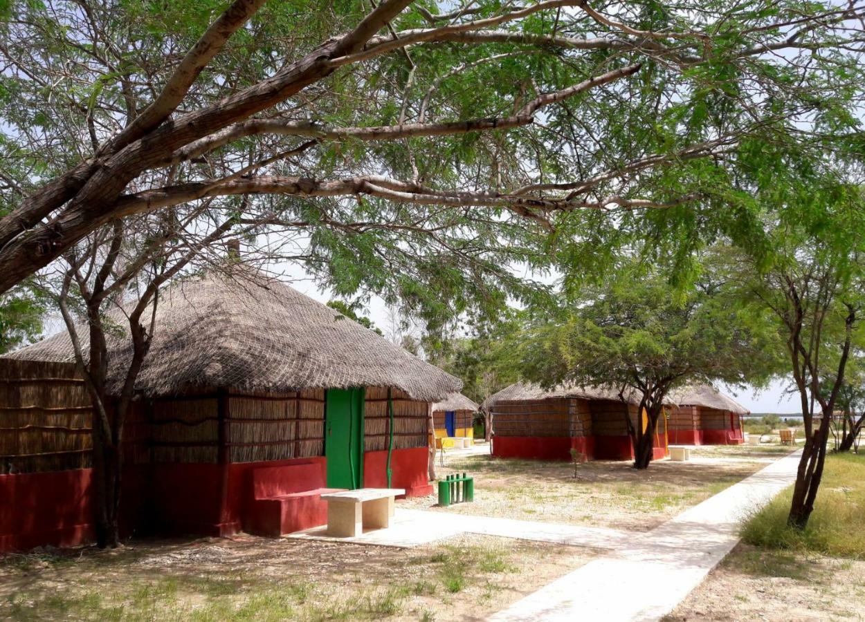 Campement Hakuna Lodge Mar Lodj Екстериор снимка