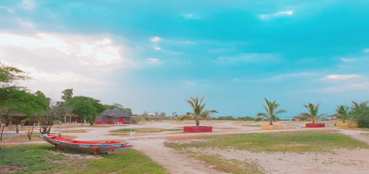 Campement Hakuna Lodge Mar Lodj Екстериор снимка